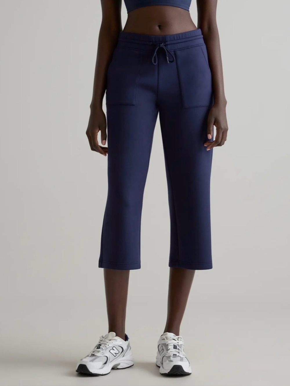 QUINCE Claud Comfort Cropped Sweatpants - Picture 4 of 15